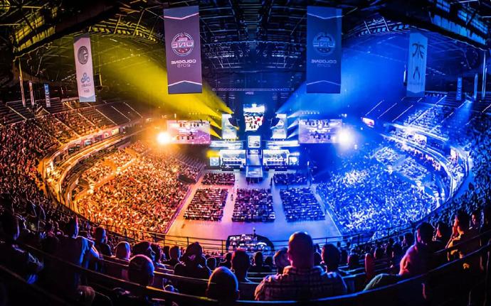 足球趋势渐 足球趋势渐